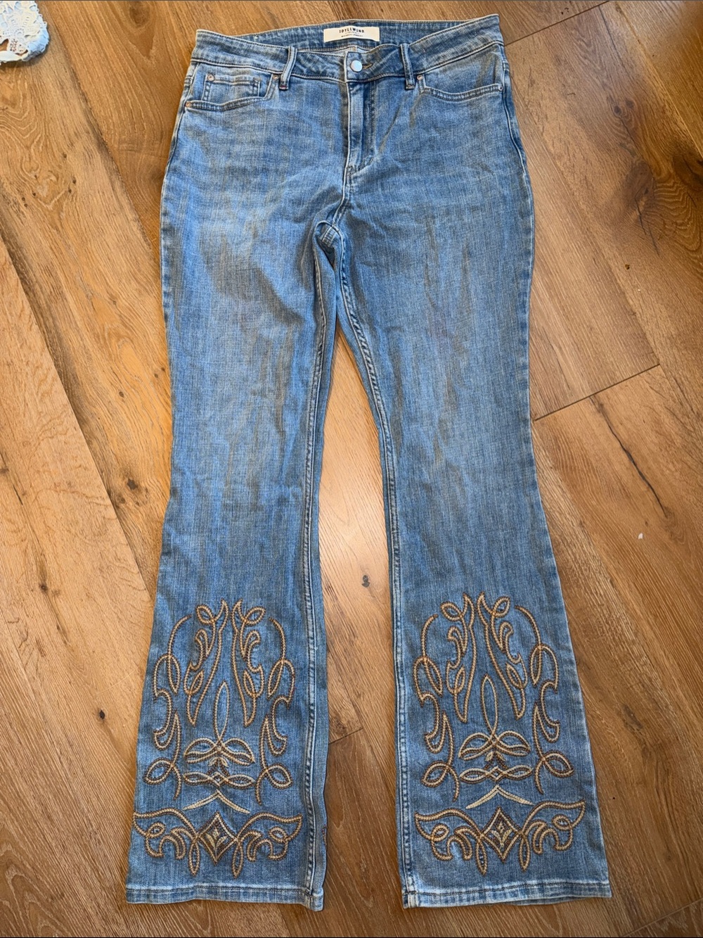 Idyllwind rebel Embroidered Flare Jeans - Light Blue denim 14 w x 36 pants